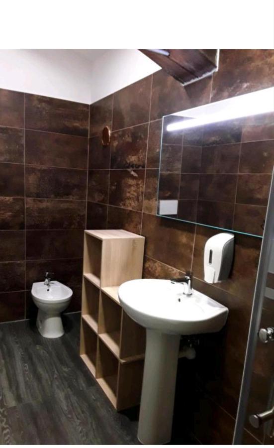 Attiko 53 Boutique Rooms فيرونا المظهر الخارجي الصورة