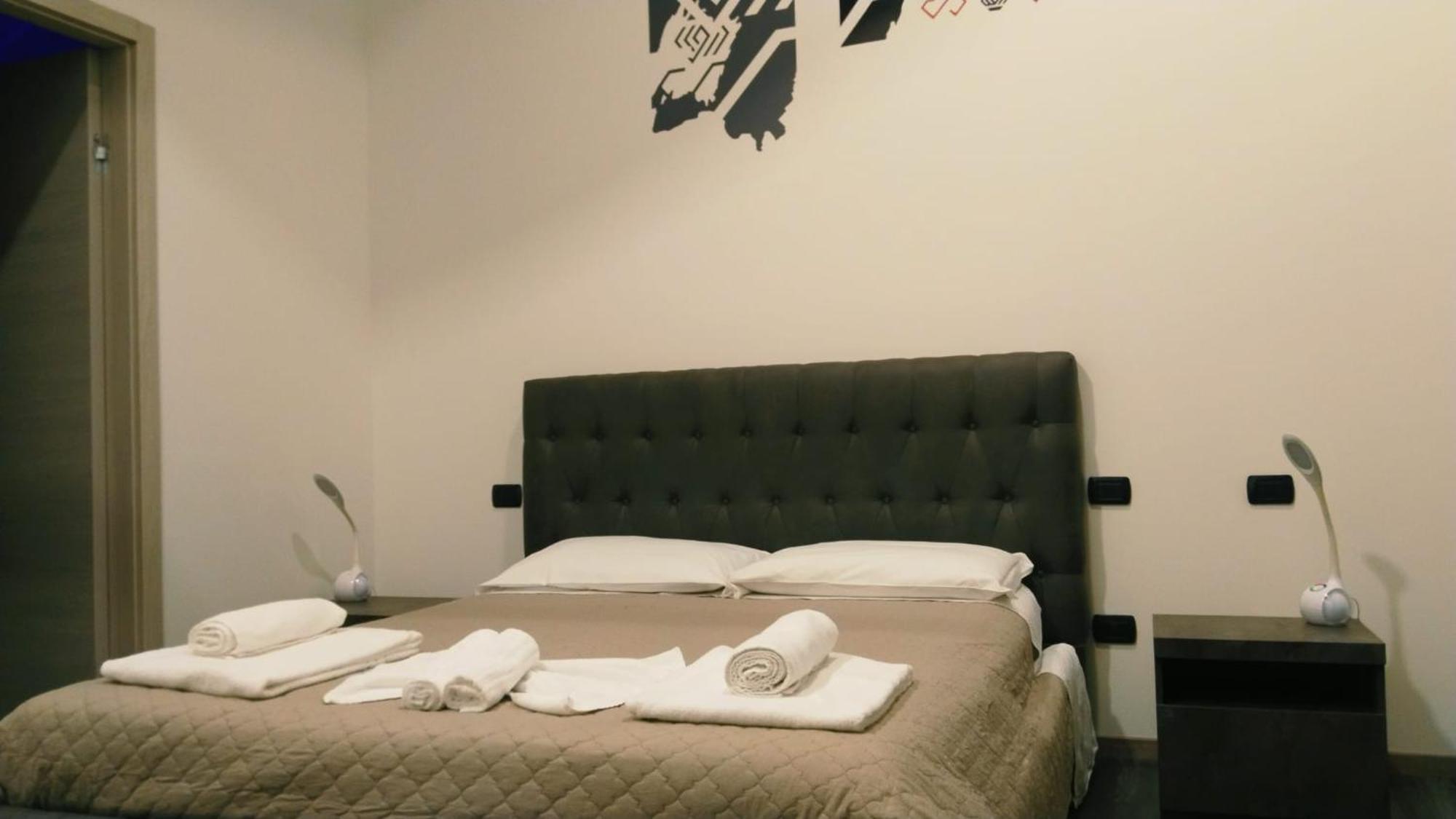 Attiko 53 Boutique Rooms فيرونا المظهر الخارجي الصورة